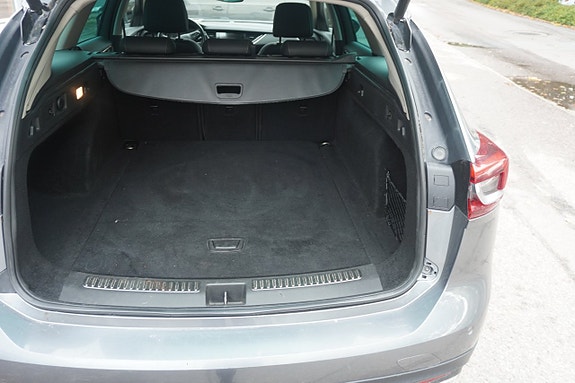 Opel Insignia Country Tourer 6 of 9