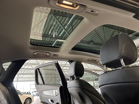 Mercedes-Benz GLC220 d 24 of 27