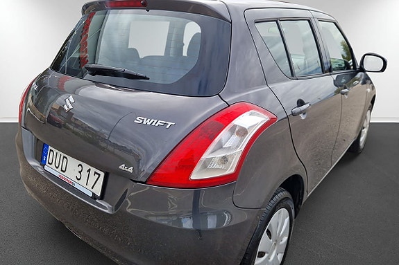 Suzuki Swift 9 of 12