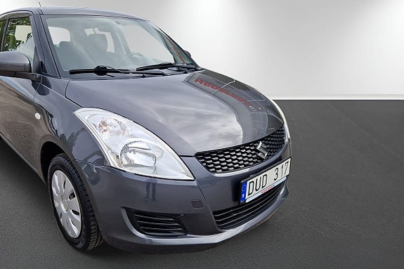 Suzuki Swift 10 of 12