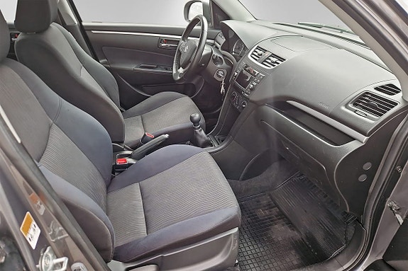 Suzuki Swift 8 of 12