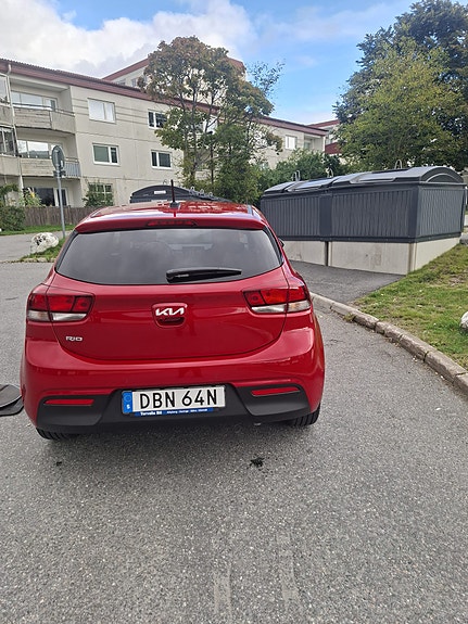 Kia Rio 2 of 8