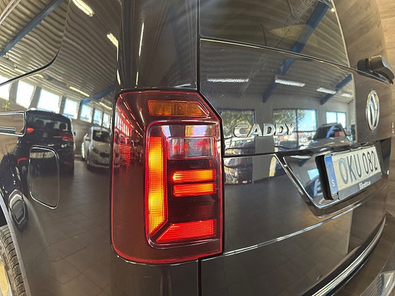 Volkswagen Caddy Maxi 24 of 26