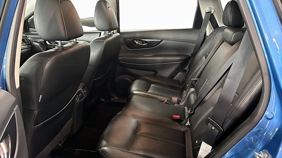Nissan X-Trail 5 of 9