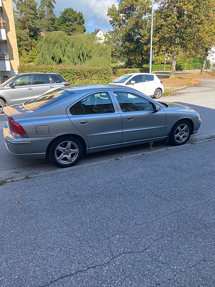 Volvo S60 5 of 8