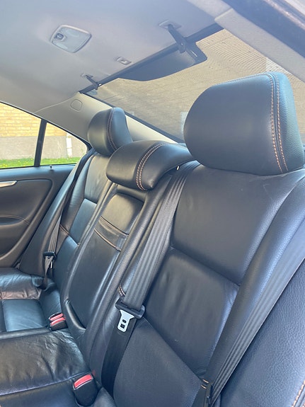 Volvo S60 6 of 8