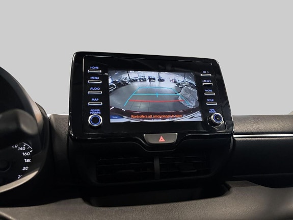 Toyota Yaris 17 of 19