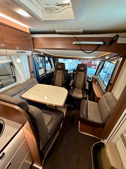 LMC Explorer Comfort I 715 En Ägare.Ac-bodel.Auto.Alde.Solcell 4 of 20