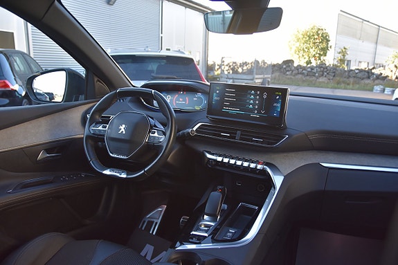 Peugeot 3008 10 of 18