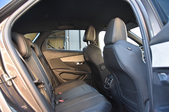 Peugeot 3008 9 of 18