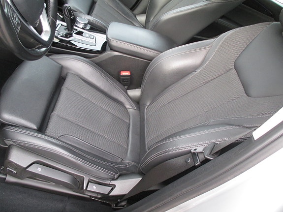 BMW X3 6 of 8