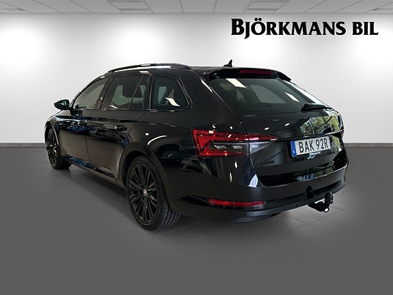 Skoda Superb 6 of 14
