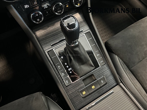 Skoda Superb 12 of 14