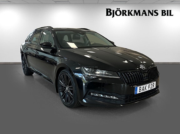 Skoda Superb 3 of 14