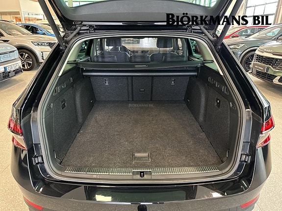 Skoda Superb 14 of 14