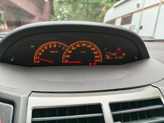 Toyota Yaris 5 of 5