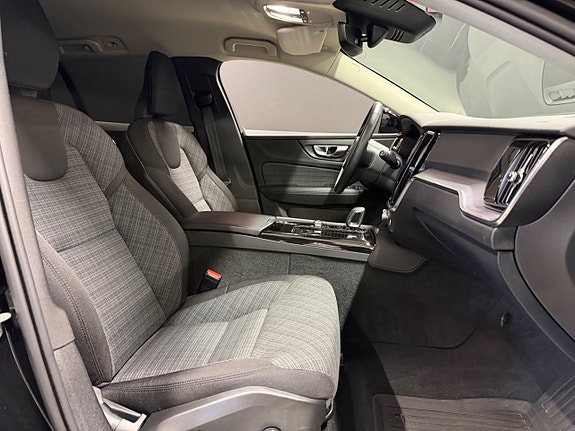 Volvo V60 9 of 17