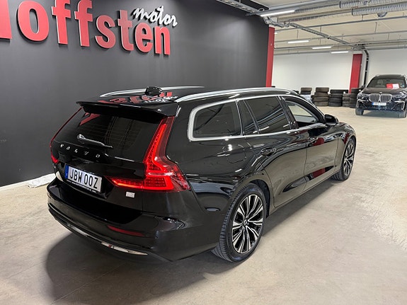Volvo V60 3 of 17