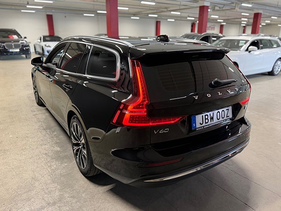 Volvo V60 5 of 17