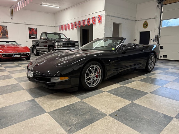 Chevrolet Corvette 5 of 29