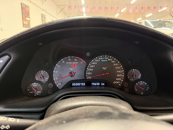Chevrolet Corvette 24 of 29