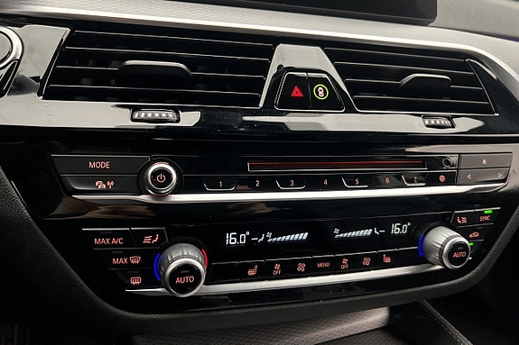 BMW 520 19 of 30
