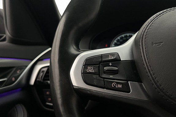 BMW 520 11 of 30