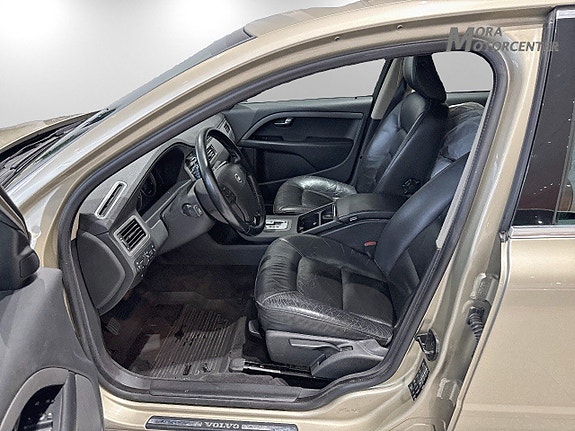 Volvo S80 8 of 14