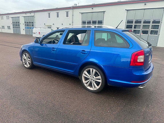 Skoda Octavia 4 of 15