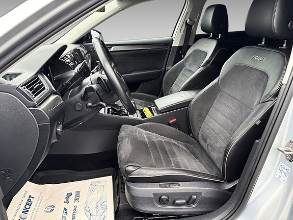 Skoda Superb Scout 6 of 18