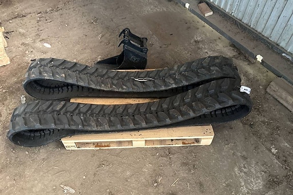 CAT 302 CR, Med Nytt skoppaket, Nya Gummilarver 10 of 24