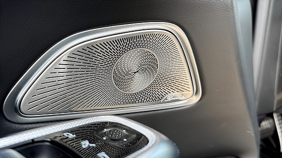 Mercedes-Benz E300 17 of 26