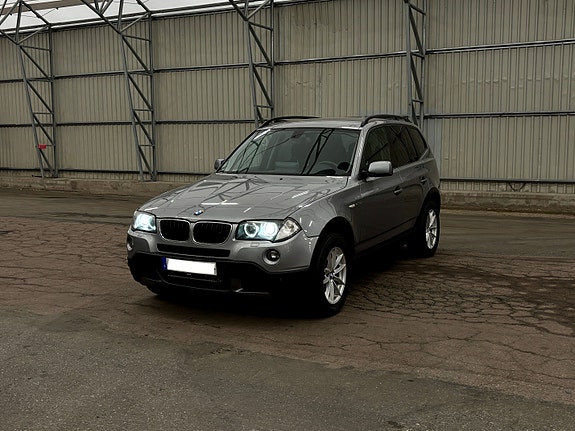 BMW X3 2 of 16