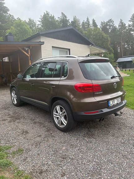 Volkswagen Tiguan 4 of 10