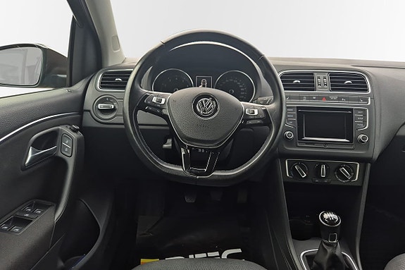 Volkswagen Polo 9 of 10
