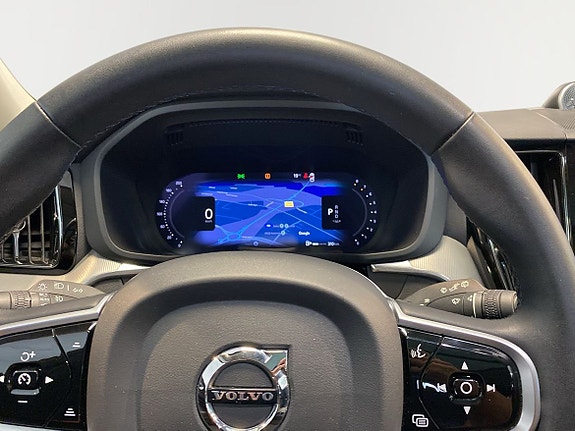 Volvo XC60 12 of 19