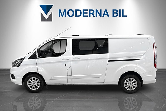 Ford Transit Custom 2 of 24