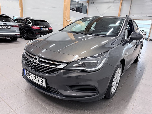 Opel Astra 3 of 16