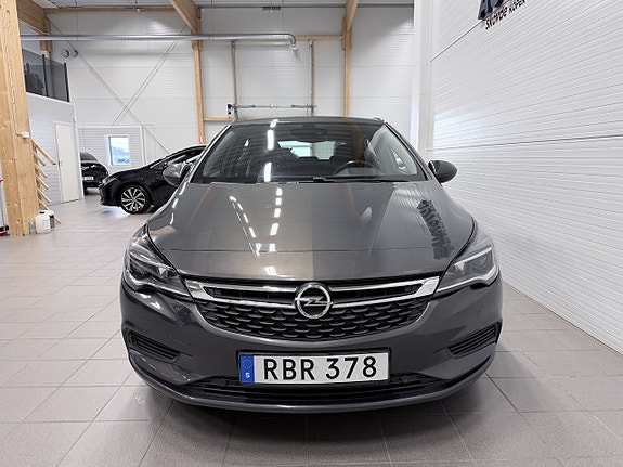 Opel Astra 4 of 16