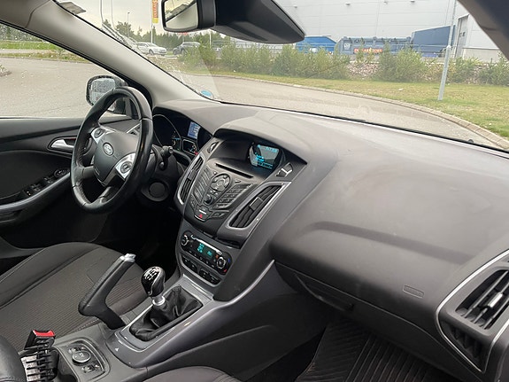 Ford Focus 8 of 9