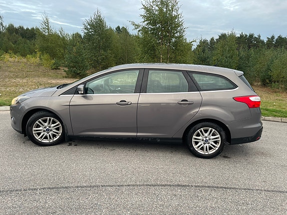 Ford Focus 5 of 9