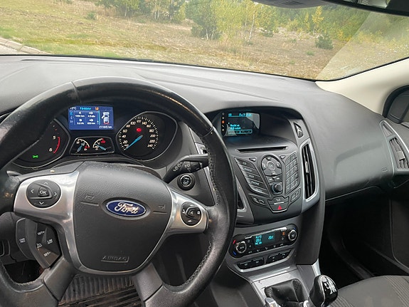 Ford Focus 7 of 9
