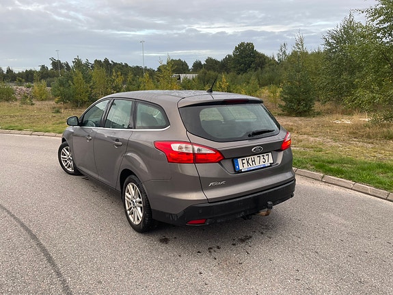 Ford Focus 4 of 9