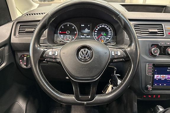 Volkswagen Caddy Maxi 10 of 24