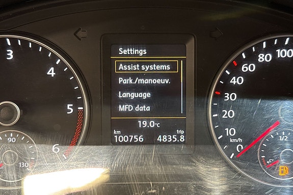 Volkswagen Caddy Maxi 12 of 24