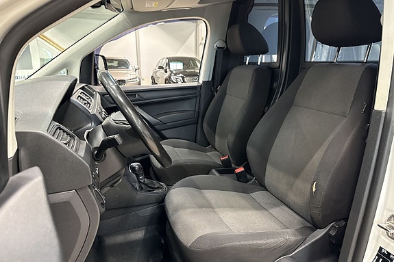 Volkswagen Caddy Maxi 19 of 24