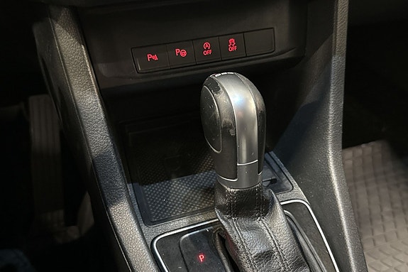 Volkswagen Caddy Maxi 18 of 24