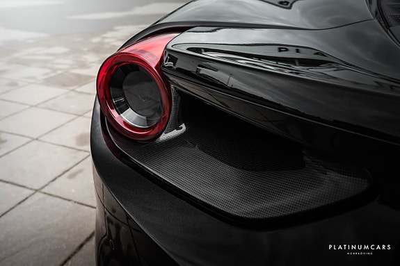 Ferrari 488 23 of 24