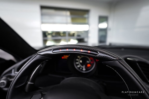 Ferrari 488 11 of 24