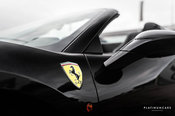 Ferrari 488 21 of 24